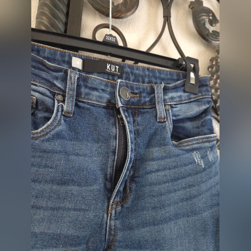 Kut From The Kloth Rachel Ripped Raw Hem Mom Jeans - Picture 7 of 10
